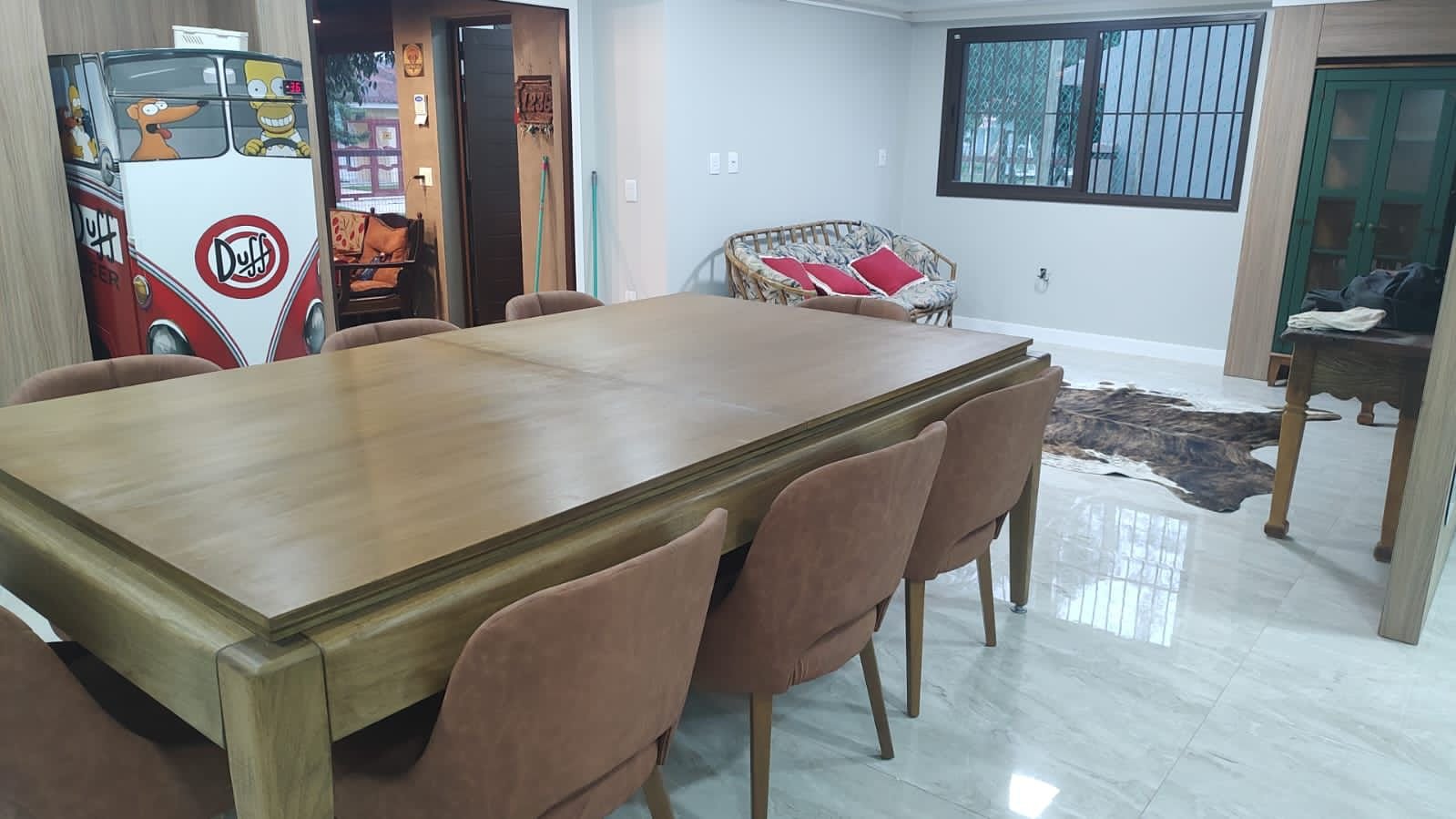 Mesa Mesari com o tampo instalado, preparada para o kit de ping-pong
